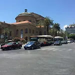 לינה וארוחת בוקר Yooroom פלרמו