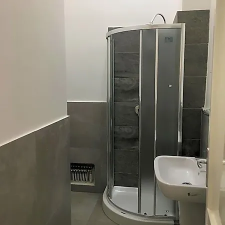 Nocleg ze śniadaniem Yooroom 4*