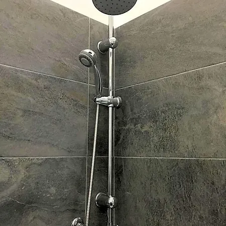 فندق مبيت وإفطار Yooroom