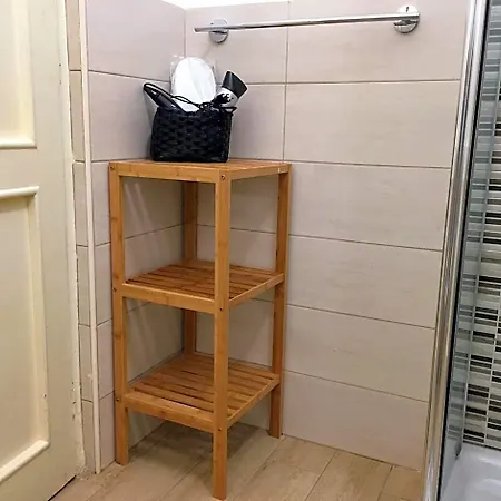 Yooroom فندق مبيت وإفطار