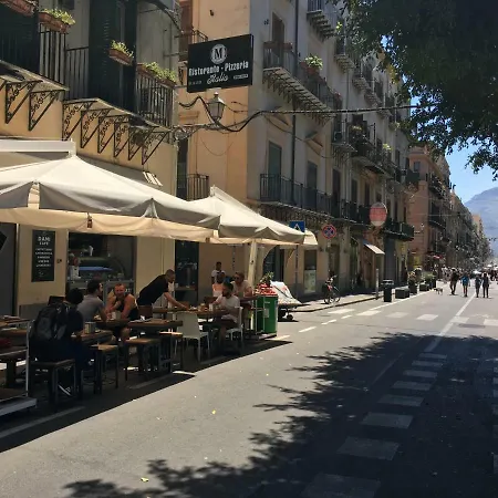 Bed & Breakfast Yooroom Palermo