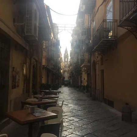 Yooroom فندق مبيت وإفطار 4*