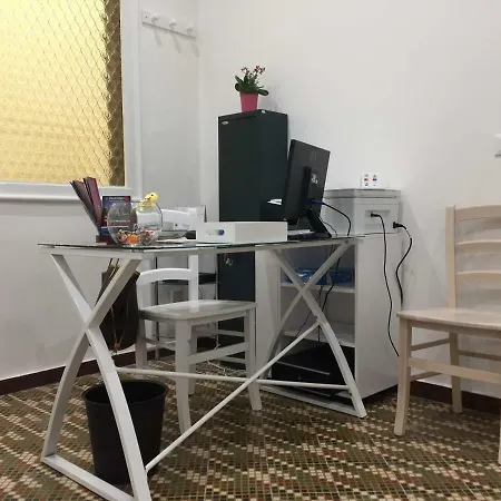 فندق مبيت وإفطار Yooroom باليرمو