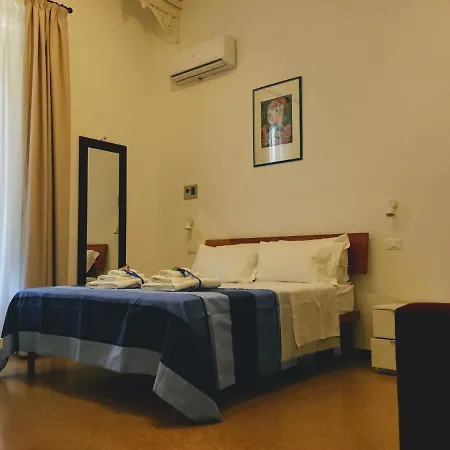 Yooroom Bed & Breakfast 4*